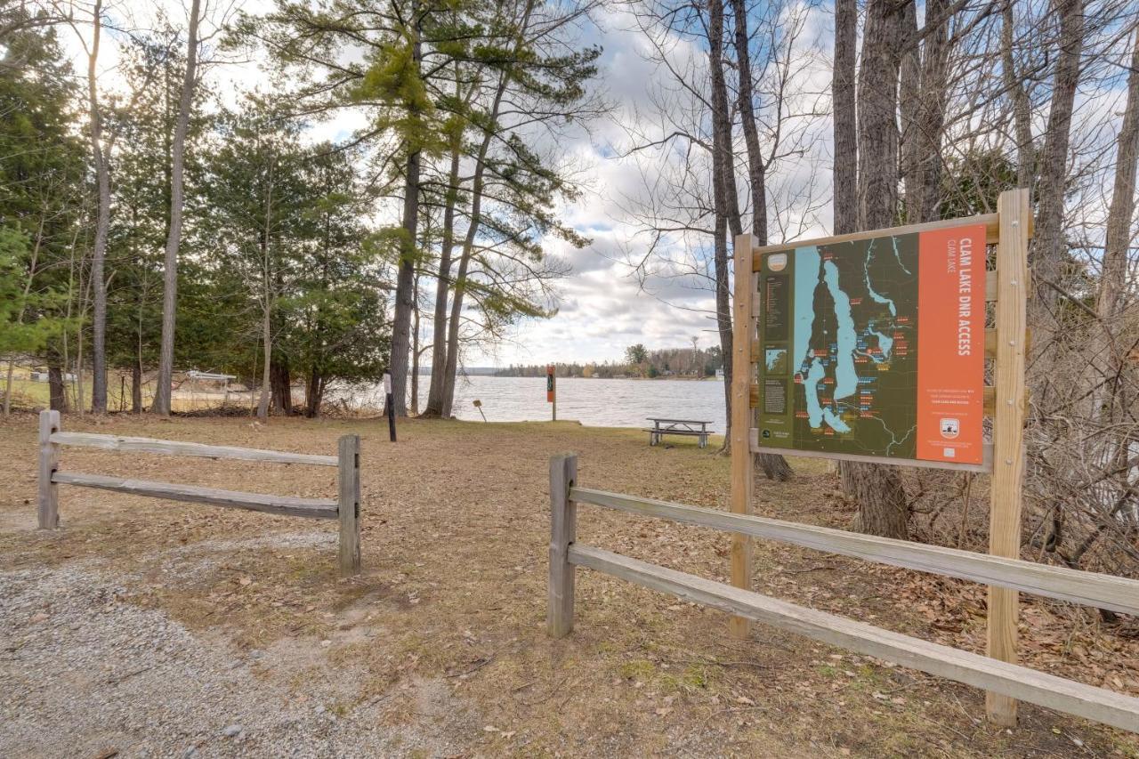 Clam Lake Vacation Rental With Deck And Shared Dock! Bellaire Exterior photo